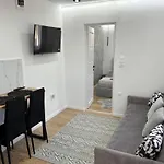 דירה Belvarosi Lux 2 *