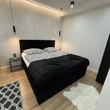 Belvarosi Lux 2 * Vasarosnameny