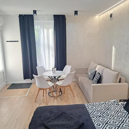 Belvárosi Lux 2 *