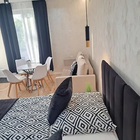 Belvarosi Lux 2 * Vasarosnameny