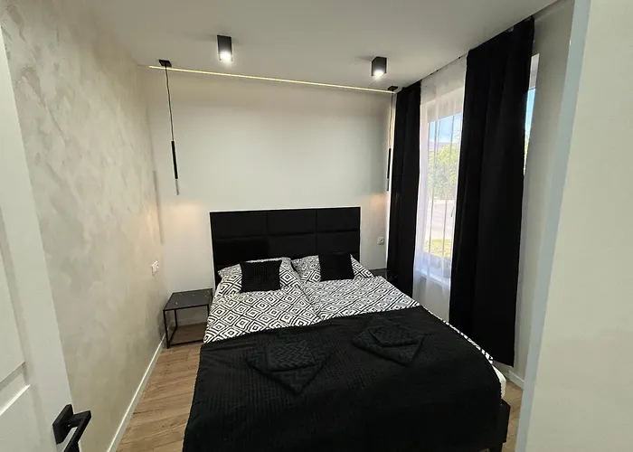 Belvarosi Lux 2 *